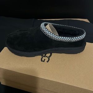 Ugg Tasman II- Kids size 6